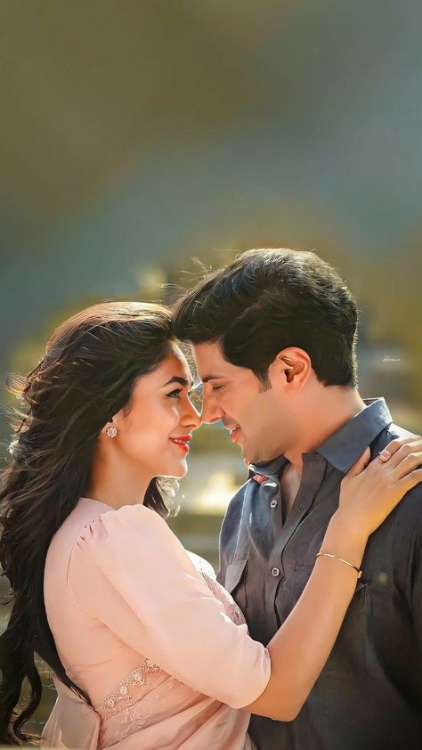 Hd Cover Photos, Kgf Photos Hd, Pre Wedding Photoshoot Outfit, Cute Love Photos, Romantic Couple Images, Love Couple Images, Movie Pic, Bollywood Couples, Couple Picture Poses