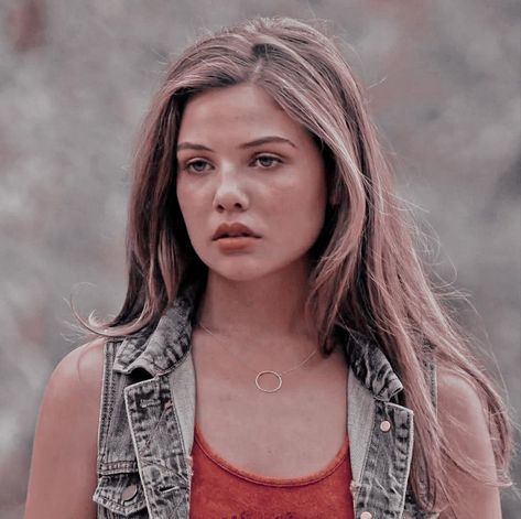 Davina Claire Icons, Originals Davina, Danielle Campbell The Originals, The Originals Davina, Vampire Diaries Katherine, Eddie X Chrissy, The Originals Cast, Icon People, Book Concept