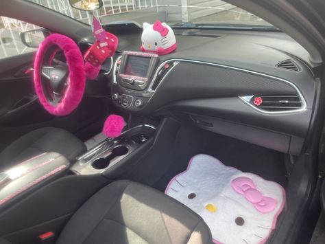 Sanrio Car, Pink Car Accessories, Hello Kitty Car, Car Deco, Girly Car, Hello Kitty Accessories, Future Apartment Decor, Car Purchase, Car Goals