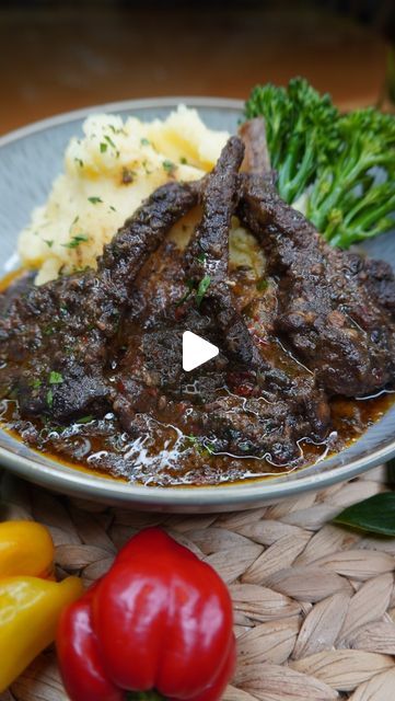 Kay on Instagram: "FINGERLICKING BRAISED JERK HERB LAMB CHOPS IN A GARLIC BUTTER SAUCE 🚦🏆☄️💃🏽🙏🏽🥳😍❤️🤤🔥🙌🏽😋🤸🏽‍♀️🥰.
Finger-licking slow braised Jerk lamb chops will have you smacking your lips! 
Lamb chops marinated in the perfect @walkerswood jerk seasoning and their green seasoning, before grilling to perfection. 
Then finished off in the most IRRESISTIBLE spicy garlic herb butter sauce
SOOOOO DELICIOUS!!!
.
.
DM FOR MORE INFO TO GET MY DAILY RECIPES.
.
.
#lambchops #jerklambchops #deliciousfood #food #instafood #toronto #newyork #lasvegas #washington #atlanta" Jerk Lamb Chops, Garlic Herb Butter Sauce, Jerk Lamb, Lollipop Lamb Chops, Herb Butter Sauce, Green Seasoning, Lamb Chop Recipes, Garlic Herb Butter, Jerk Seasoning