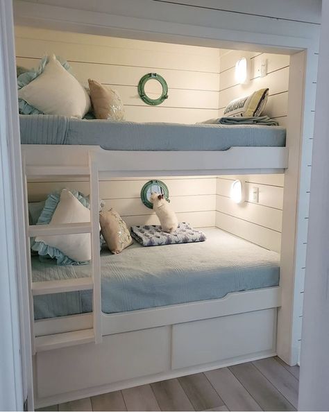 Converted Closet, Nashville Apartment, Florida Decor, Kids Rooms Inspo, Vacation Cottage, Bunk Bed Designs, Old Room, Shared Room, Bunk Room