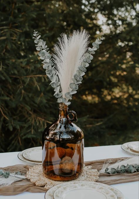 Diy Western Boho Wedding Decor, Duck Wedding Decor, Turkey Feather Centerpiece Wedding, Fall Boho Flower Arrangements, Simple Boho Wedding Decor Centerpieces, Rustic Boho Wedding Reception, Country Chic Wedding Ideas, Wood Rounds Centerpiece Wedding, Boho Farmhouse Wedding