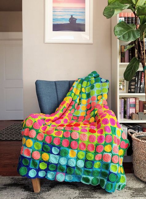 Temperature Projects 101 — Apricot Polkadot Temperature Granny Square Blanket, Temperature Blanket Squares, Granny Square Temperature Blanket, Temperature Project, Temp Blanket, Crochet Temperature Blanket, Temperature Blanket Crochet, Temperature Quilt, Temperature Blanket