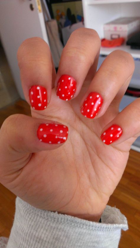 Polka dots Clear Nails With Polka Dots, Brown Nails With Polka Dots, Orange Polka Dot Nails, Pokadot Nails Brown, Orange Polka Dot Wallpaper, Orange Nails, Pretty Nails, Polka Dots, Dots