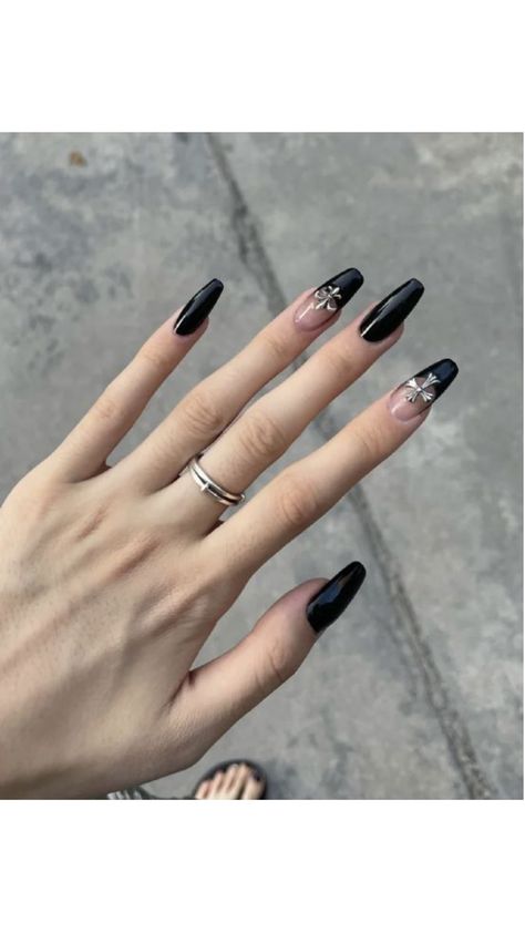 Indulge in a world of dark romance with these captivating black nail ideas! 🖤🌹 #DarkRomance #CaptivatingNails #NailInspiration Black Nails Ideas, Black Nail Ideas, Black Manicure, G Nails, Black Nail Art, Black Nail, Nails Ideas, Black Nails, In A World