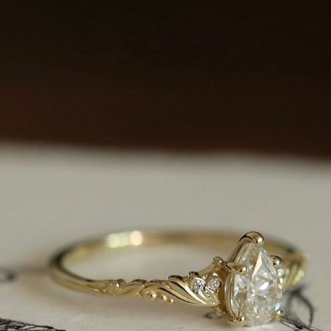 TED&MAG Jewelry on Instagram: "Leaves, vines, and dewdrops✨
New piece will be updated soon!
 
 
 
 
 #ring #goldring #solitaire #diamondring #engagementring #proposal #wedding #jewelry #handmade #custommade #tedandmag" Ethereal Engagement Rings, Small Gold Engagement Ring, Cruise Prep, Proposal Wedding, Pear Ring, Gold Engagement Ring, Gold Engagement, Gold Engagement Rings, Jewelry Handmade