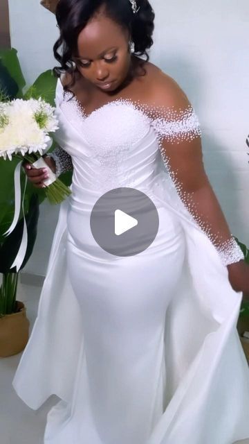 Classy White Outfits For Women, White Gowns Elegant Classy, Wedding Dresses African, Classy Elegant Wedding, Classic Gown, Bride Reception Dresses, Couples African Outfits, African Bridal Dress