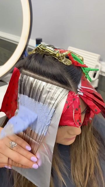 Vertical Foil Placement, Full Foil Placement Highlights, Foilayage Brunette, Hairline Foil Placement, Mohawk Foil Placement, Foil Placement Techniques, Partial Foil Placement Techniques, Balayage Foil Placement, Foil Placement Techniques Highlights Partial