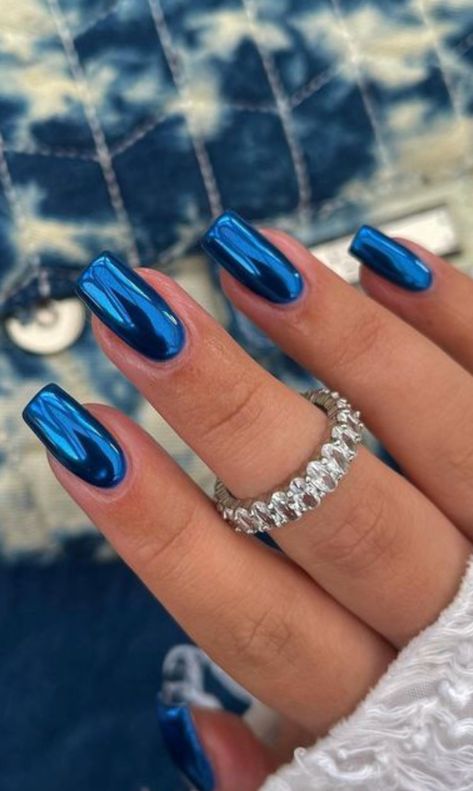 Light Blue Chrome Nails, Light Blue Chrome, Blue Chrome Nails, Royal Blue Nails, Blue Chrome, Chrome Nails Designs, Diy Acrylic Nails, Vibrant Nails, Really Cute Nails