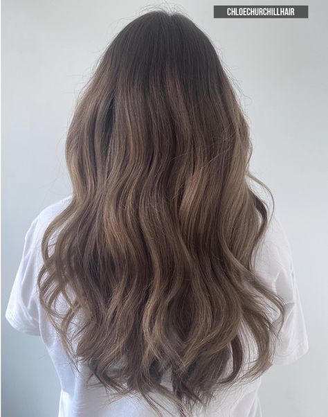 Waves At The End Of Hair, Beach Wave Hair Styles Half Up, Super Loose Curls, Subtle Layers Long Hair Wavy, Beach Curls Brown Hair, Light Wave Hairstyles, Beach Waves Hair Brown, Loose Beachy Curls, Bridesmaids Hairstyles Down Loose Waves