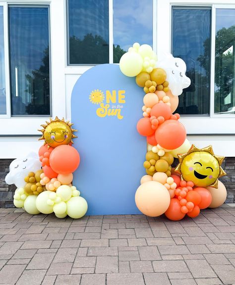 🌞N E in the Sun ✨ It was the perfect hot day for a pool party and an even better day for these two cutie cousins to celebrate their 1st birthdays together! Would you just look at that last picture?! How sweet are they!? 🥹🩵 Shout out to @jjmprinting for another flawless backdrop decal! 🥳 #oneinthesun #thebigone #firstbirthday #firstbirthdayparty #poolparty #herecomesthesun #herecomestheson #1stbirthday #summerbirthday Summer Birthday, 1st Birthdays, Hot Day, Better Day, Hot Days, Pool Party, Shout Out, 1st Birthday, The Sun