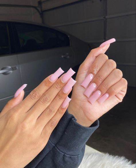 Simply Pink Nails, Medium Basic Nails, Basic Medium Acrylic Nails, Solid Square Nails, Plain Pink Square Nails, Pale Pink Square Acrylic Nails, Square Nails Solid Color, Medium Pink Acrylic Nails, Plain Colored Nails