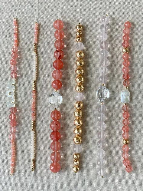 Personalized Bracelet Ideas - Elastic Stretch Jewelry DIY Stretch Bracelets Diy, Stretch Beaded Bracelets Diy, Diy Elastic, Make Your Own Bracelet, Bead Matted, Pearl Letters, Bracelets Beaded, Buy Bead, Bracelets Diy