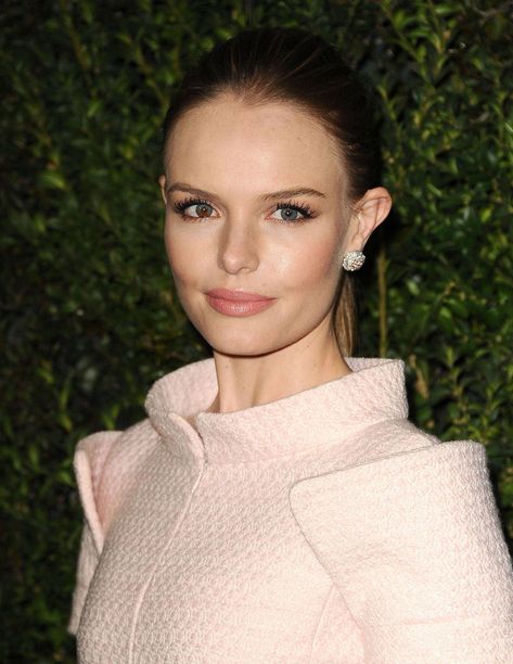 A Chat with Kate Bosworth - TownandCountryMag.com Kate Bosworth Style, Goldie Locks, Sassy Chic, Retro Makeup, Flamboyant Gamine, Dramatic Classic, Classic Hairstyles, Kate Bosworth, Celebrity Makeup Artist