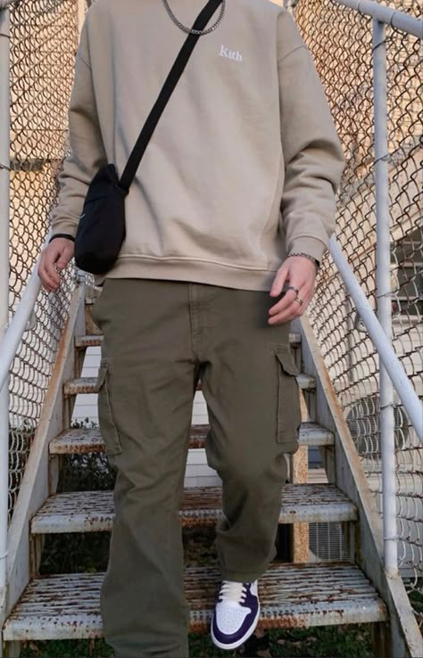 Softboy Outfits Men, Outfit Oversize Hombre, Softboy Style, Softboy Aesthetic, Cargo Pants Outfit Men, Softboy Outfits, Celana Kargo, Cargo Outfit, Estilo Hipster