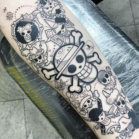 One Piece, tattoo artwork by © Deborah Deh Soares. One Piece Tattoo, One Piece Logo, One Piece Tattoos, Geek Tattoo, Pieces Tattoo, Pokemon Tattoo, Tattoo Artwork, Tatuaje A Color, Leg Sleeve Tattoo