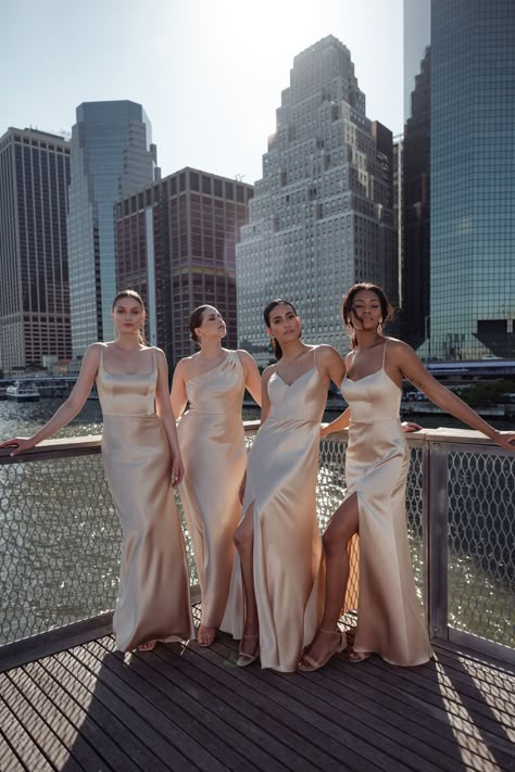 Champagne Gold Bridesmaid Dresses, Sparkly Bridesmaid Dress, Champagne Gown, Silk Bridesmaid Dresses, Ivory Bridesmaid Dresses, Jenny Yoo Bridesmaid, Bridesmaid Dresses Ideas, Bridesmaids Dress Inspiration, Champagne Bridesmaid Dresses