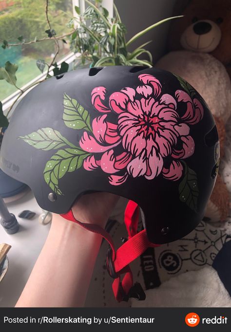 Painted Bike Helmet, Custom Helmet Paint, Motorcycle Helmets Art, Dance Street, Custom Skates, Custom Motorcycle Paint Jobs, Motorcycle Helmet Design, Paint Bike, Skate Helmet