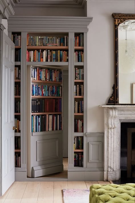 Early Victorian Interiors, Secret Study Room, Dream House Victorian, Hidden Door Library, Victorian Back Door, House With Secret Room, Secret House Ideas, Cool Architecture House, Inside House Decor