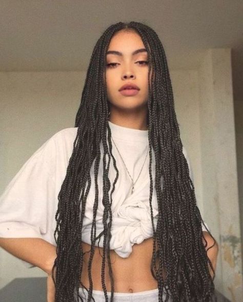 Short Box Braids, Box Braids Hairstyles For Black Women, Braids Hairstyles Pictures, Cute Box Braids Hairstyles, Box Braids Styling, Girls Hairstyles Braids, Braided Hairstyles For Black Women, Trending Hairstyles, Box Braids Hairstyles