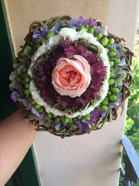 Biedermeier bouquet with two ivy crowns, salmon garden rose, purple astrantia, white mini carnations, green hypericum and blue hydrangea. A very meticulous floral work. Astrantia White, Biedermeier Bouquet, Contemporary Flower Arrangements, Mini Carnations, Primary Colours, Floral Work, Rose Purple, Garden Rose, Flower Arrangements Diy