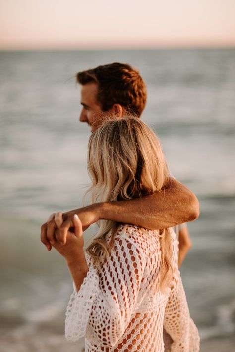 #couplesession #beachsession #floridaphotographer #floridaengagement #beachshoot #engaged #sarasotawedding #sarasotabeachwedding #coupleposes #engagementpose# goldenhour #watershoot #coupleportrait #engagement Engagement Shoot Beach Poses, Marina Engagement Photos, Sadi Photo, Marni Mann, Moody Photoshoot, Engagement Beach, Photography Hobby, Fam Photos, Couples Beach Photography