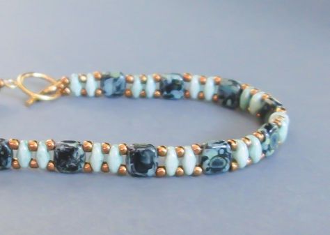 Teal Checkmate Bracelet/tile Bead Bracelet/picasso Bead - Etsy Superduo Bracelet, Boho Style Bracelets, Beads Craft Jewelry, Beaded Bracelets Tutorial, Trendy Bracelets, Beaded Wrap Bracelets, Bead Bangles, Beaded Bracelet Patterns, Bead Work Jewelry