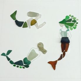 Mermaid Sea Glass Art, Sea Glass Mermaid, Sea Glass Crafts Ideas, Mermaid Pics, Resin Pictures, 3 Mermaids, Seaglass Ideas, Sea Glass Artwork, Sea Treasure