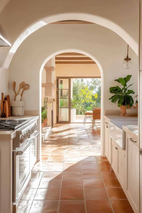 60 Spanish-Style Kitchen Ideas (Mediterranean Design) Spanish Style Terrace, Spanish Style Homes One Story, Spaniard House, Hacienda Style Kitchen Spanish Colonial, Spanish Style Guest House, Hollywood Spanish Homes, Spanish Houses Architecture, Mexico Aesthetic Home, Vintage Spanish Aesthetic