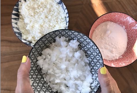 Instant Snow Recipe, Diy Rice Flour, Fake Snow Recipe, Make Fake Snow, Snow Recipe, Magic Snow, Instant Snow, Store Cupboard, Fake Snow