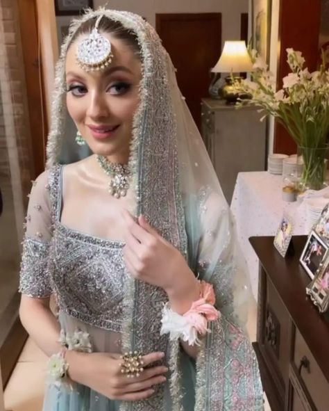 Neha Rajpoot and Shahbaz Taseer Wedding Pictures Neha Rajpoot, Worst Wedding Dress, Nikkah Dress, Asian Bridal Dresses, Indian Bride Outfits, Latest Bridal Dresses, Intimate Ceremony, Pakistani Wedding Outfits, Pretty Wedding Dresses