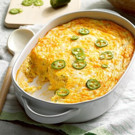 Corn Spoon Bread, Cornbread Pudding, Thanksgiving Casserole, Spoon Bread, Cheesy Corn, Mexican Corn, Baked Corn, Comfort Food Southern, Yummy Casseroles