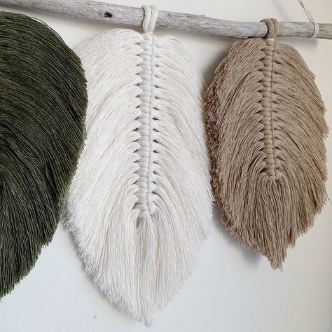 Macrame Feather Wall Hanging, Color Terracota, Feather Wall Hanging, Neutral Wall Decor, Macrame Tapestry, Elegant Wall Art, Boho Tapestry, Feather Wall, Macrame Wall Art