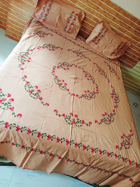 Queen size double bedsheet Hand Embroidery Bedsheet, Embroidery Bedsheet, Eid Pics, Embroidery Dress Pattern, Bed Cover Design, Designer Bed Sheets, Designer Bed, Impress Quotes, Interior Design Presentation