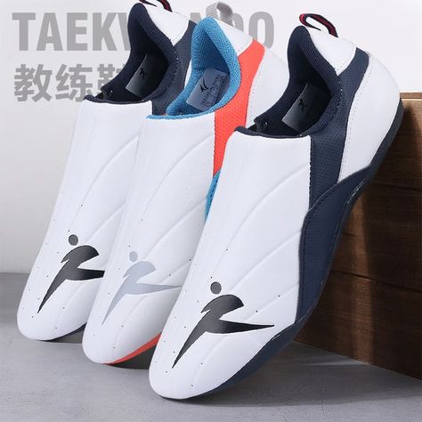 2017 New Brand Breathable Soft Rubber Soles Taekwondo Shoes For Men Women International Taekwondo Association Designated Shoes - Taekwondo & Karate Clothing - AliExpress Taekwondo Shoes, Aikido Martial Arts, Karate Outfit, Martial Arts Shoes, Taekwondo Training, Tae Kwon Do, Aikido, Coach Shoes, Kickboxing