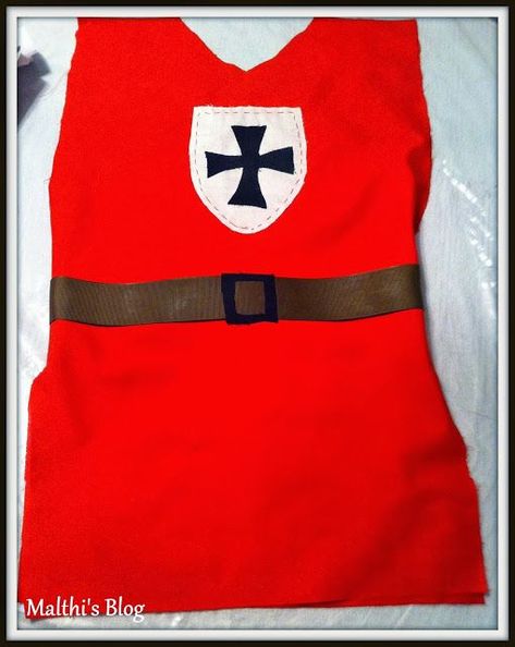 Malthi's Blog: DIY:Simple Knight Costume for Boys Diy Knight Costume, Knight Costume For Kids, Knight Halloween Costume, Medieval Knight Costume, Kids Dress Up Costumes, Knight Halloween, Robin Hood Costume, Knight Outfit, Easy Costume