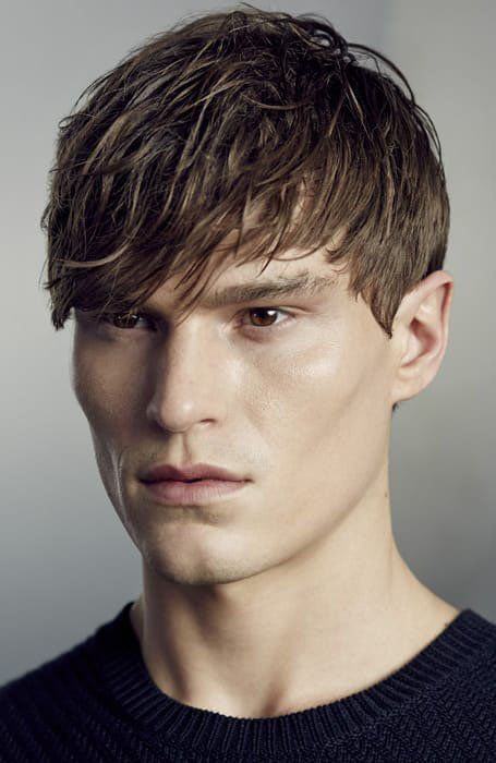 25 Stylish Fringe Haircuts for Men in 2021 - The Trend Spotter Side Fringe Hairstyles, Hair Down Styles, Short Hair Fringe, Hairstyles Male, Popular Mens Haircuts, Short Haircuts With Bangs, Cool Short Hairstyles, Hair Styles 2017, Natural Hair Styles Easy