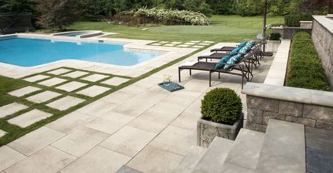 Umbriano Pool via Unilock Pool Patio Pavers, Pool Patio Designs, Paver Patterns, Summer Outdoor Decor, Pool Pavers, Pavers Backyard, Grass Pattern, Hardscape Design, Backyard Pool Designs