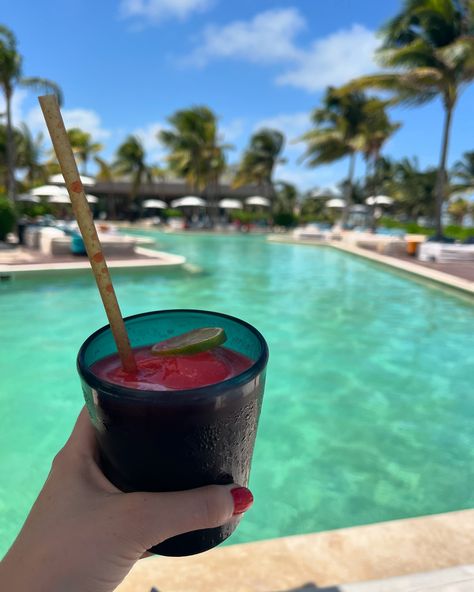 Andaz Mayakoba— pure magic✨ Tucked into the mangroves of the riviera maya this resort is the perfect blend of modern chic and natural beauty! Imagine waking up in a gorgeous room with a private terrace overlooking the lagoon or the beach?? Book with me for added perks: 🍳complimentary free breakfast for 2 daily 💵property credit 🌴priority for room upgrade Looking to head to @andazmayakoba.mx ? Amanda.pellerito@fora.travel #travel #traveladvisor #andaz #andazmayakoba #mayakoba #mexic... Andaz Mayakoba, Mayakoba Mexico, Breakfast For 2, Beach Book, Beach Books, Room Upgrade, Free Breakfast, Riviera Maya, Modern Chic