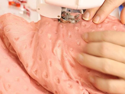 How To Sew Minky Fabric - My Clever Tips And Tricks ⋆ Hello Sewing How To Sew Minky Blanket, What To Make With Minky Scraps, How To Sew Minky Fabric, Sewing Minky Fabric Tips, Sewing With Minky Fabric Tips, Minky Scrap Projects, Minky Fabric Projects, Minky Blanket Pattern, Minky Baby Blanket Diy