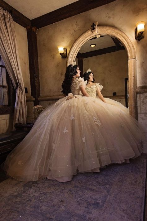 White And Gold Quinceanera Dresses, Champagne Quinceanera Theme, White Quince Dress, Champagne Quince Dresses, Gold Quince Dress, White Quince Dresses, Wadley Farms, Sweet 15 Party Ideas Quinceanera, Quince Themes