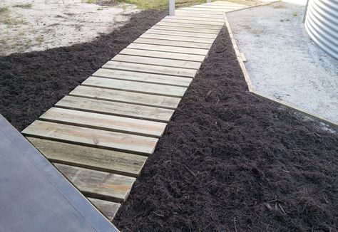 Pine sleeper path to the clothesline and beyond. Railway Sleepers Garden, Sleepers In Garden, Wood Walkway, Backyard Walkway, Railway Sleepers, Walkway Ideas, Path Design, Hillside Landscaping, Sloped Garden