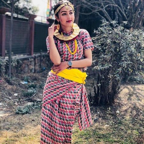 Nepali Outfit, Nepali Cultural Dress, Nepal Traditional Dress, Nepali Dance, Nepali Clothing, Nepali Traditional Dress, Nepali Fashion, Nepali Clothes, Nepali Dress