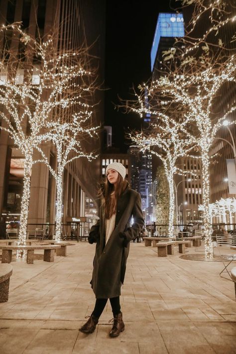 Night Christmas Photoshoot, Christmas Town Photoshoot, Winter Lights Photoshoot, Nyc Night Photoshoot, Winter Christmas Photoshoot, Winter Night Photoshoot, Christmas Market Photoshoot, Christmas Light Pictures, Winter City Photoshoot