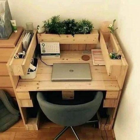 Ruangan Studio, Koti Diy, Boho Bedroom Ideas Hippie, Creative Woodworking, Woodworking Project, Diy Furniture Table, Room Makeover Inspiration, Décor Diy, Room Inspiration Bedroom