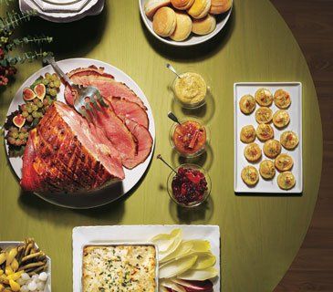 Step 1: Make Only Easy, Impressive Food Chrismas Party Food, Parties Food, Ham Dinner, Christmas Buffet, Holiday Dinner Party, Holiday Party Foods, Party Plan, Christmas Entertaining, Holiday Menus