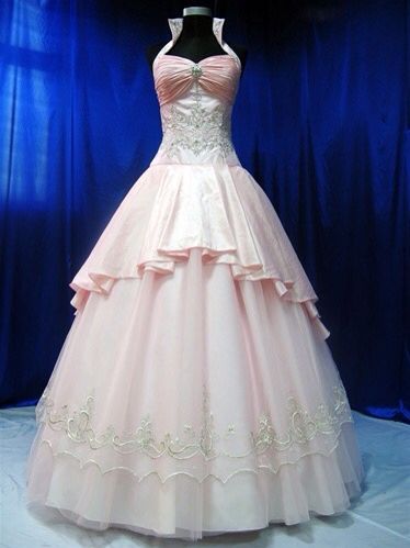 Philippines Debut Dress, Kawaii Wedding Dress, Princess Dresses Aesthetic, Wedding Dress Fantasy, Quince Pictures, Royal Clothing, Pink Wedding Dress, Pink Wedding Dresses, Prom Dress Inspiration