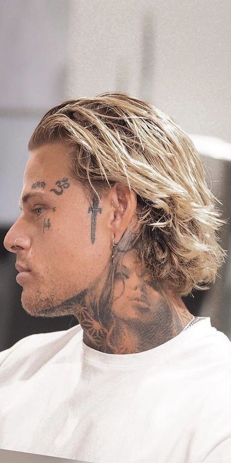 Face Tatts For Men, Cholo Hairstyles Men, Small Head Tattoo, Ear Tattoo Men, Back Of Neck Tattoo Men, Mens Face Tattoos, Guys Ear Piercings, Face Tats, Idea Tattoo