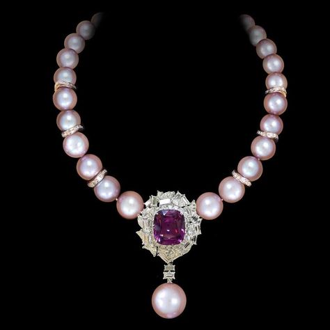 Margot McKinney natural pink pearl, Burmese spinel and diamond necklace Pink Pearls, Walk On The Wild Side, Fine Silver Jewelry, Beads Jewellery, Gold Bar Necklace, Baguette Diamonds, Jewelry Diamond, Sea Glass Jewelry, Gorgeous Jewelry