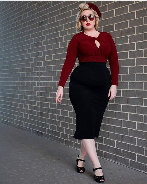 Fall #stylegoals 😍😍 - repost from @curvecreation Rockabilly Fashion Plus Size, Plus Size Rockabilly, The 50s Fashion, Fashion Outfits Plus Size, 50s Outfits, Why Bother, Pin Up Outfits, Vintage Inspired Outfits, Rockabilly Fashion